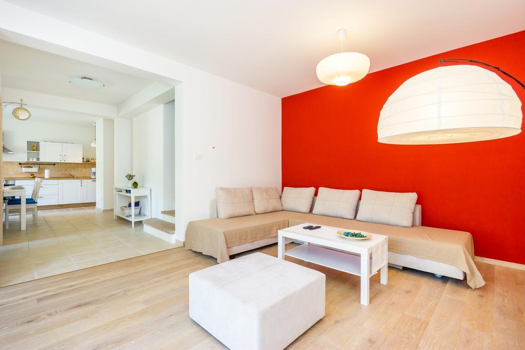 Apartment Barbina Kastelina Sveti Juraj Eksteriør bilde
